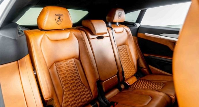 2020 Lamborghini Urus For Sale (32)