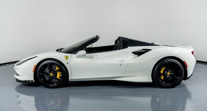 2022 Ferrari F8 Spider For Sale (36)