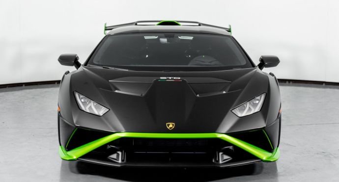 2022 Lamborghini Huracan STO For Sale (1)