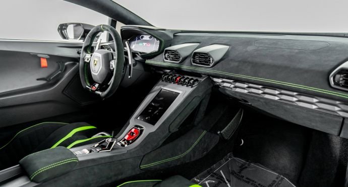 2022 Lamborghini Huracan STO For Sale (32)