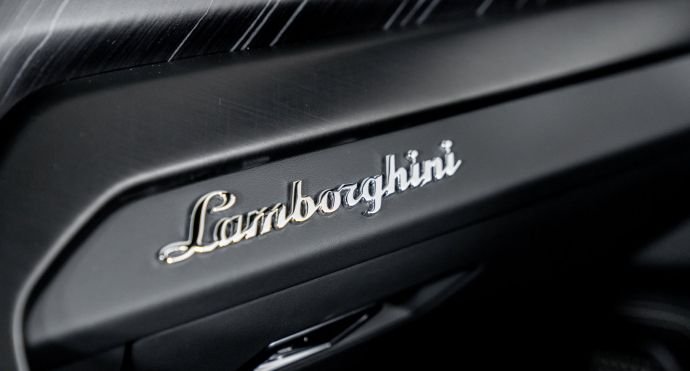2022 Lamborghini Urus – Graphite Capsule For Sale (18)
