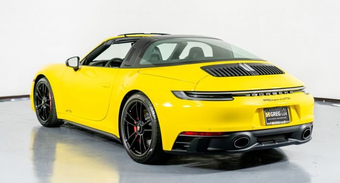 2022 Porsche 911 – Targa 4 GTS For Sale (3)