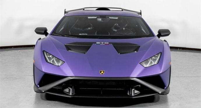 2023 Lamborghini Huracan STO For Sale (1)