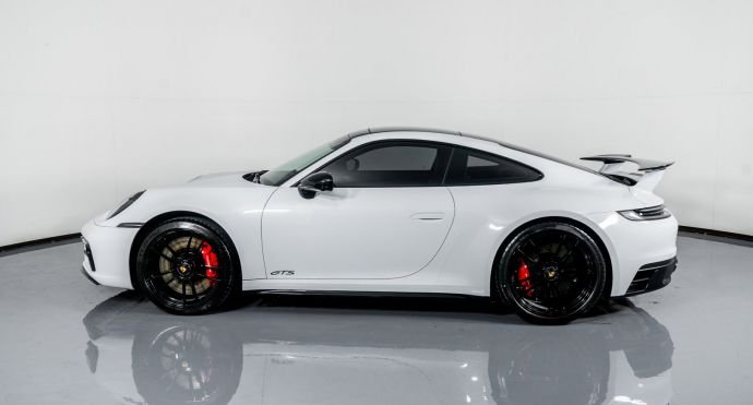 2023 Porsche 911 Carrera GTS For Sale (24)