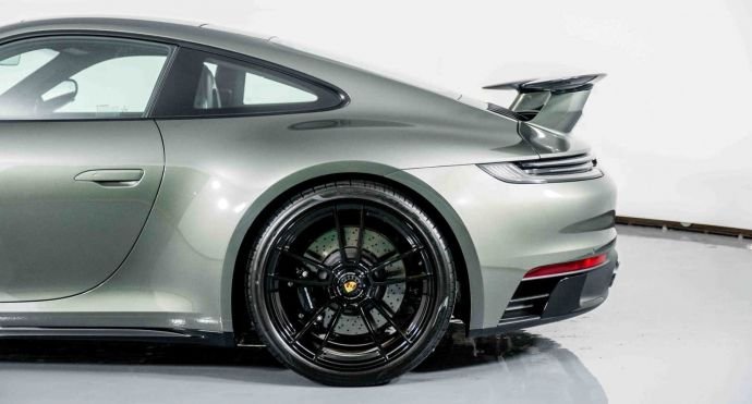 2023 Porsche 911 Carrera GTS For Sale (40)