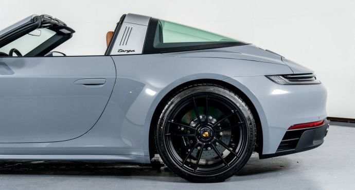 2023 Porsche 911 Targa 4 GTS For Sale (17)