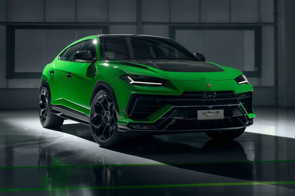 LAMBORGHINI URUS S