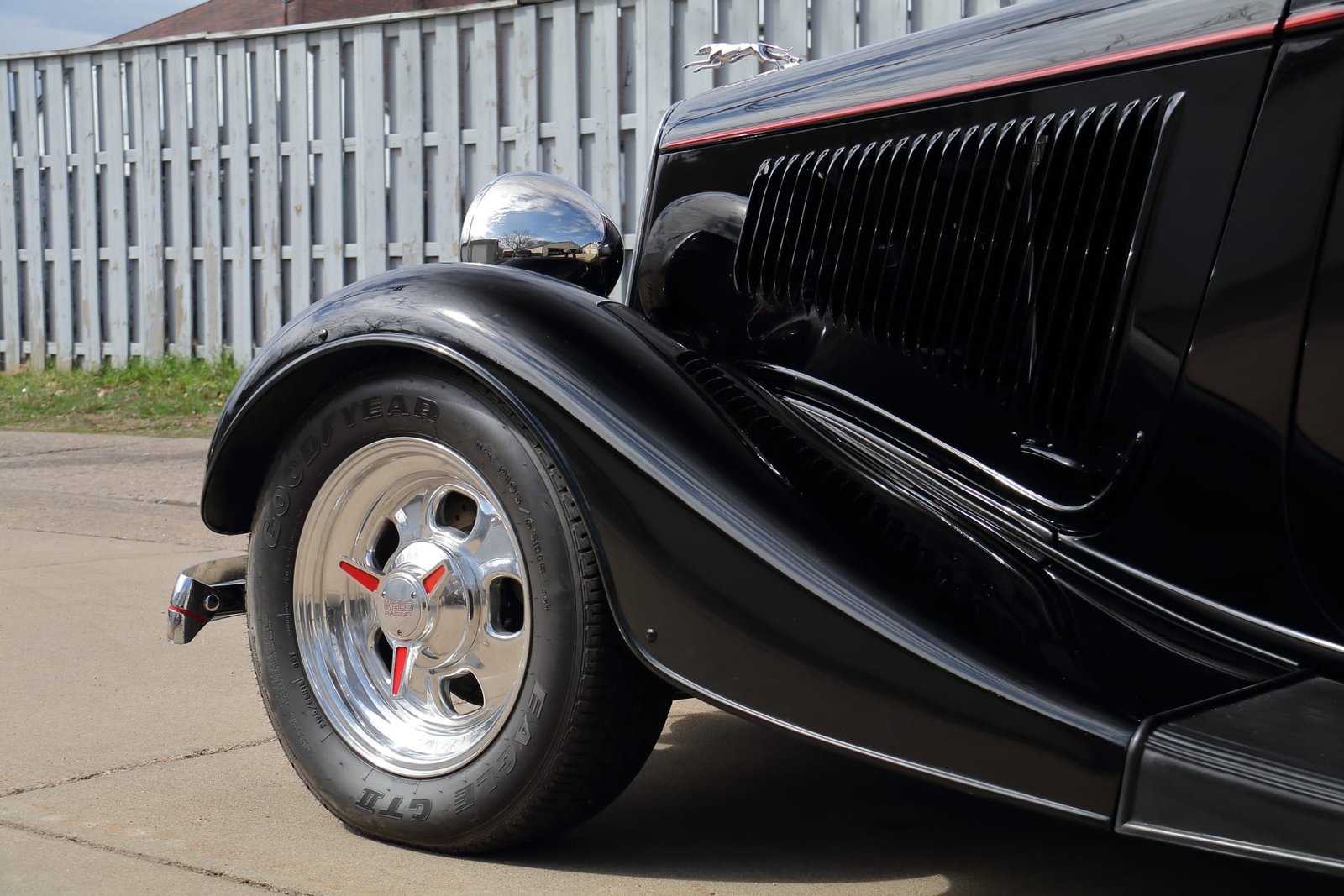 1934 Ford Custom Tudor For Sale (25)