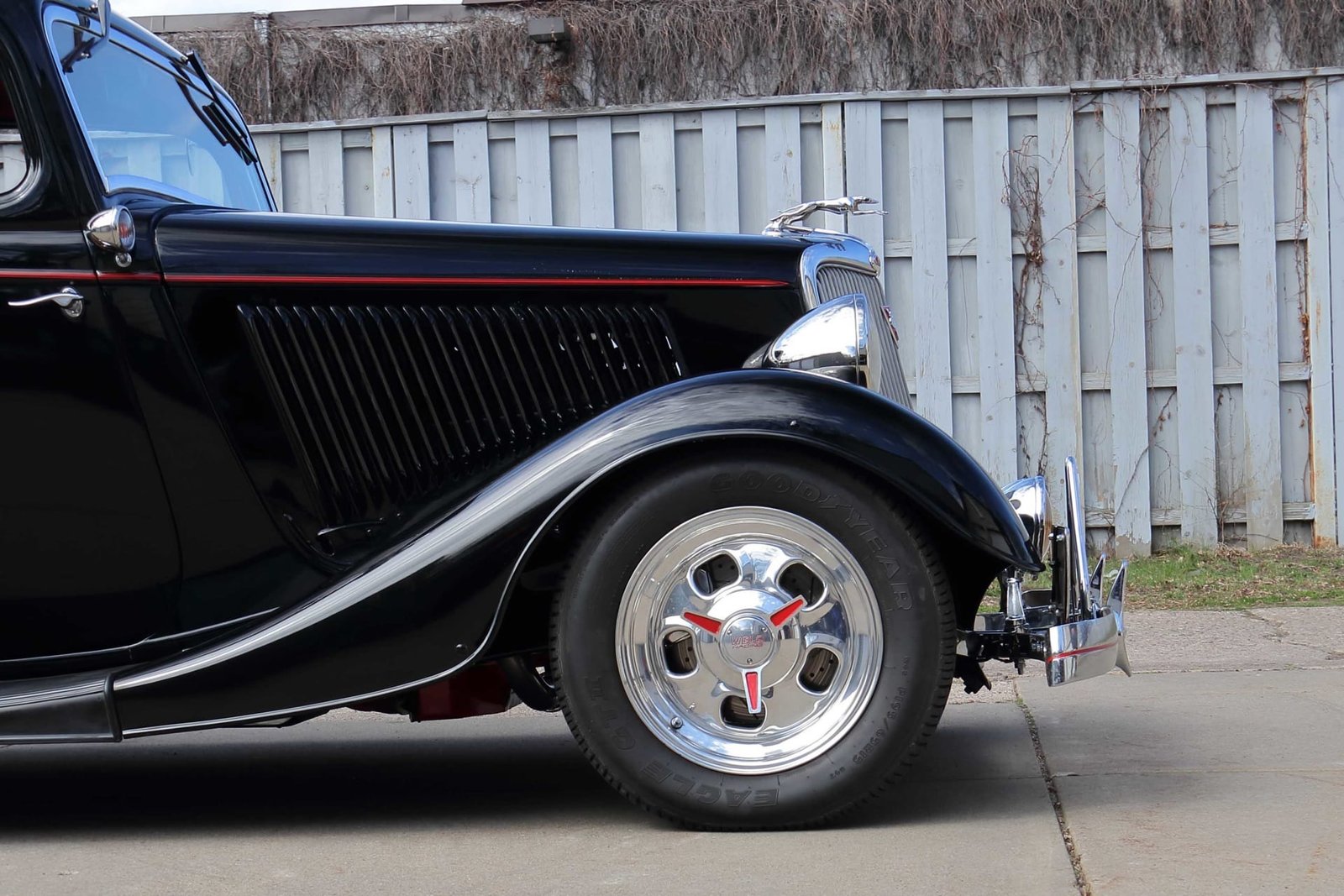 1934 Ford Custom Tudor For Sale (29)