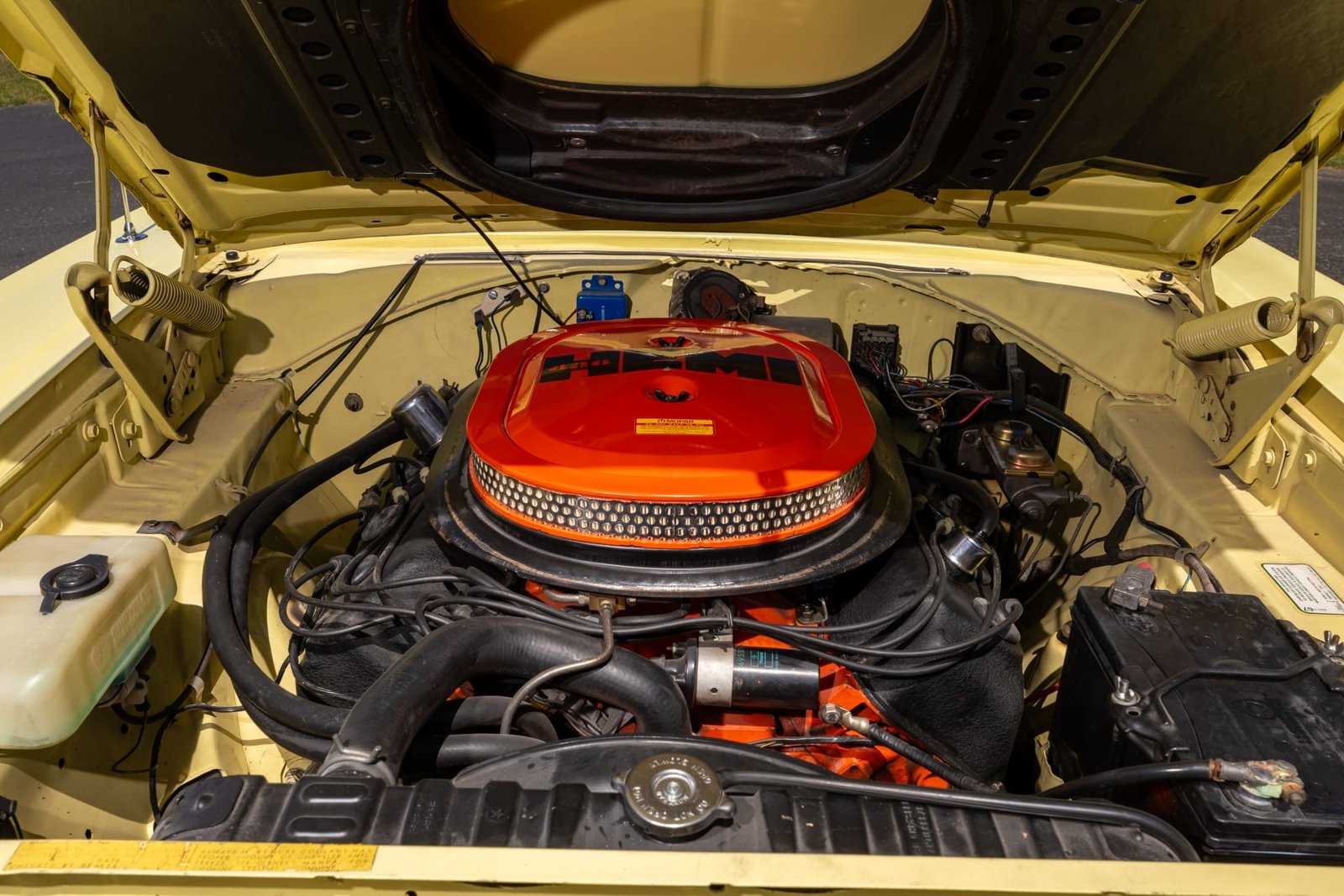 1969 Dodge Hemi Super Bee Hardtop (11)