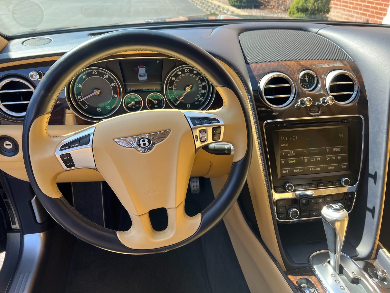 2014 Bentley Continental Flying Spur (8)