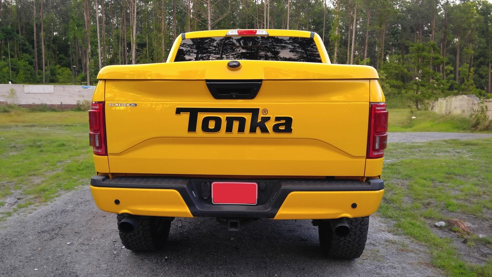 2016 Ford F150 Tonka Edition Pickup (7)