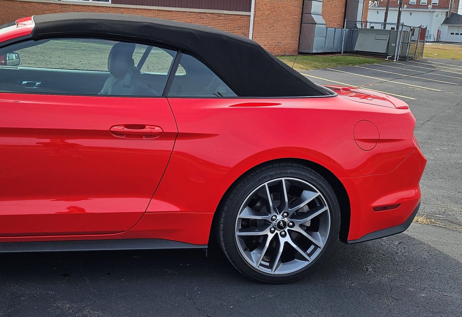 2016 Ford Mustang Convertible For Sale (1)