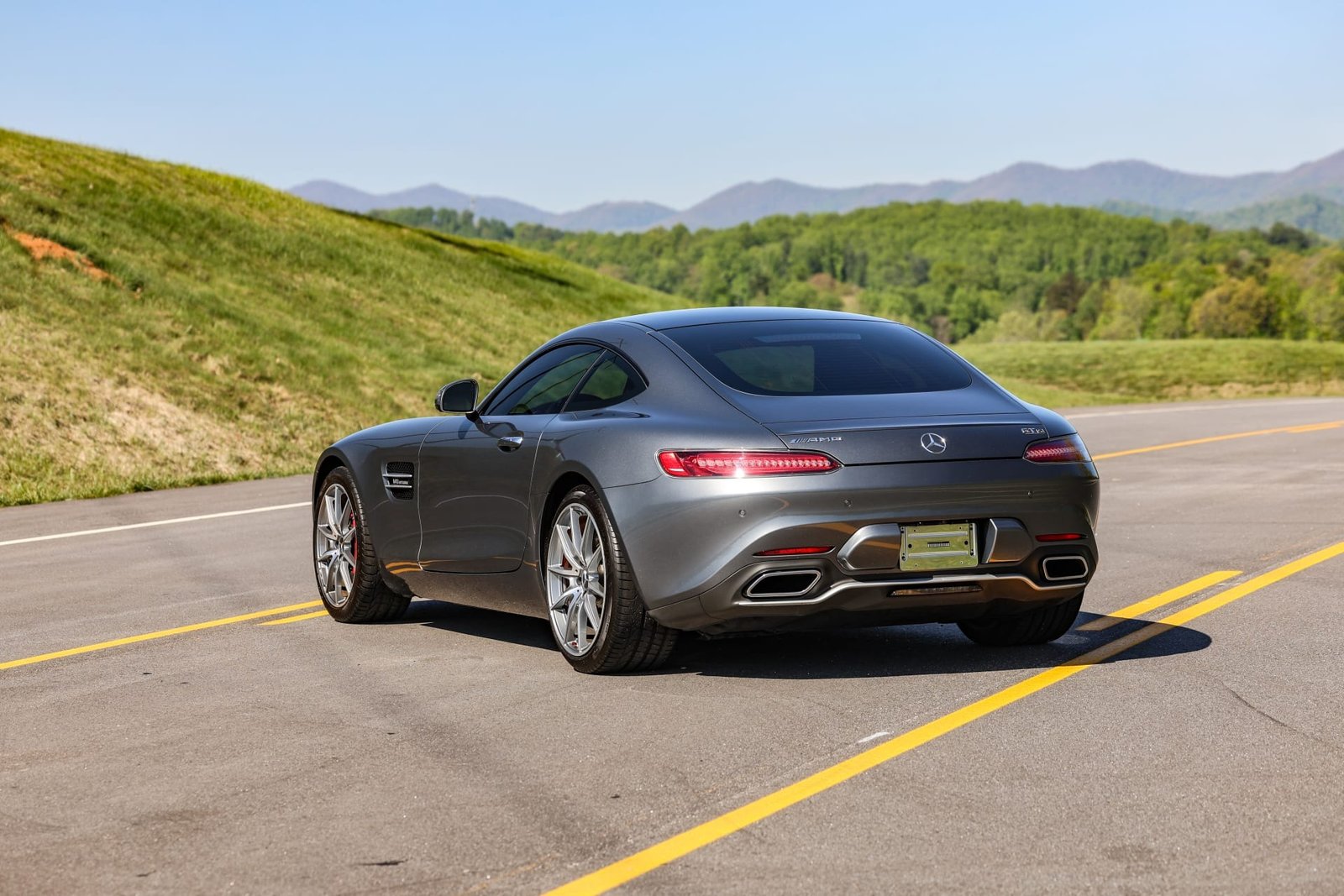 2016 Mercedes-Benz AMG GT S Coupe For Sale (2)