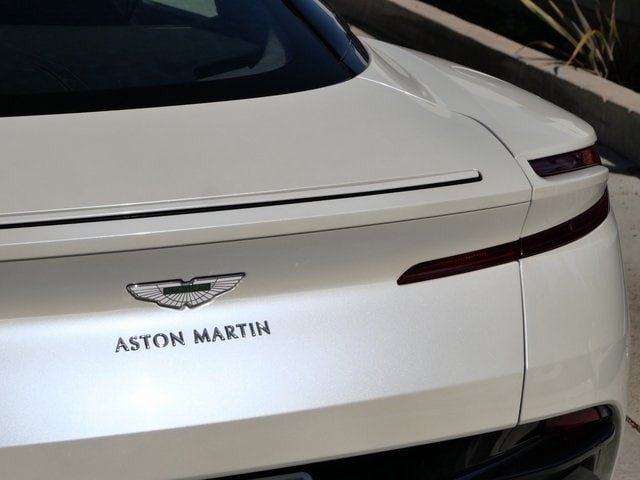 2018 Aston Martin DB11 For Sale (19)