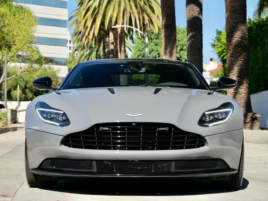 2019 Aston Martin DB11 AMR For Sale (25)