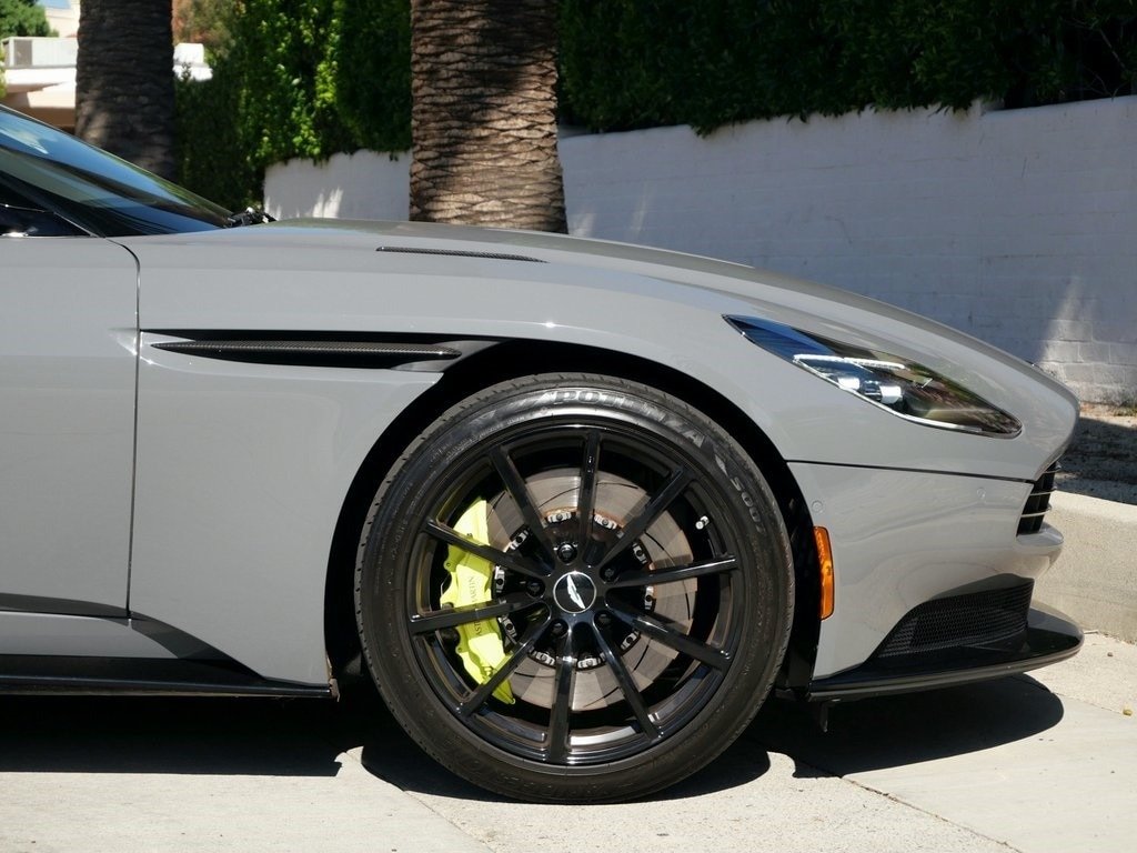 2019 Aston Martin DB11 AMR For Sale (28)