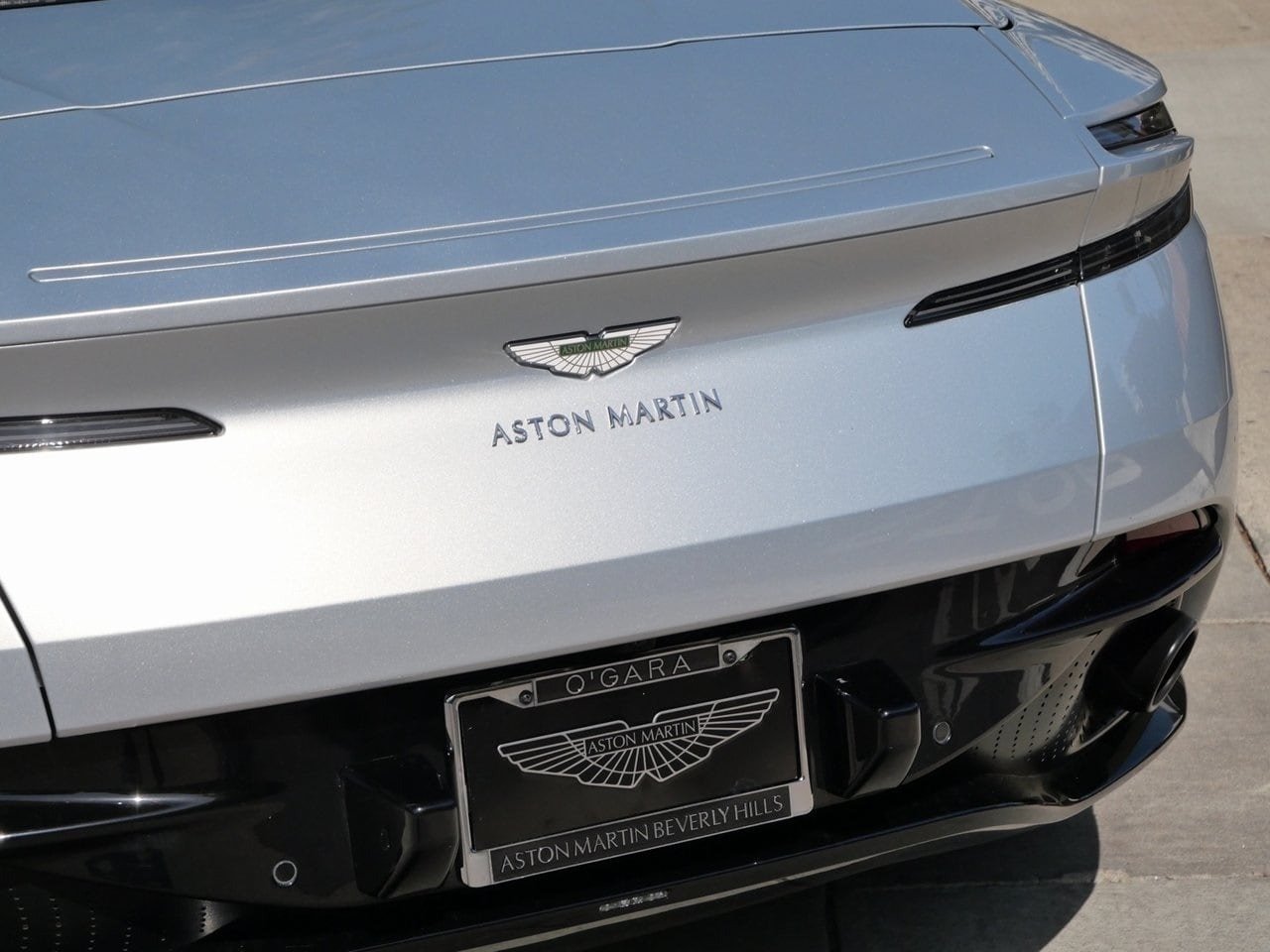 2019 Aston Martin DB11 Volante For Sale (19)
