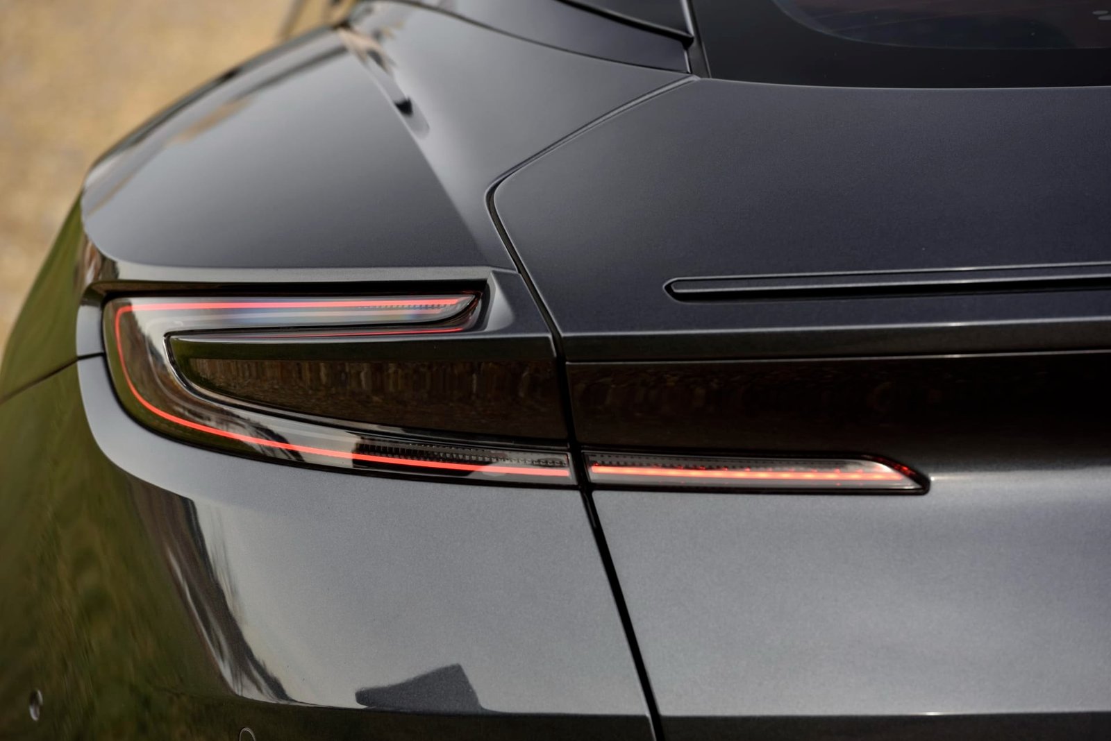 2020 Aston Martin DB11 For Sale (34)