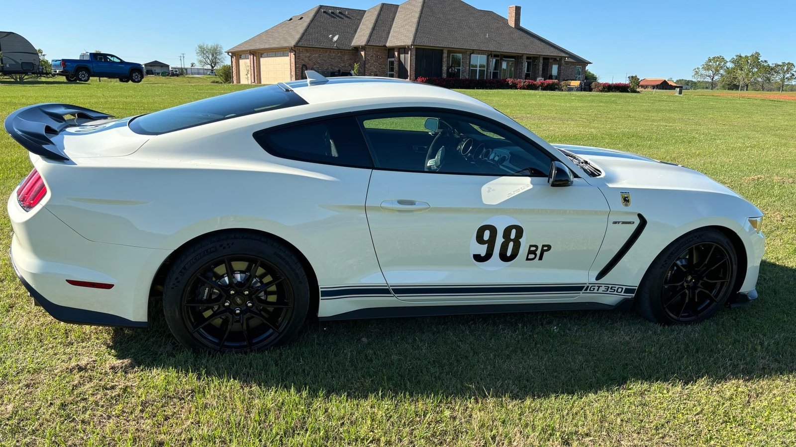 2020 Ford Shelby GT350 For Sale (3)