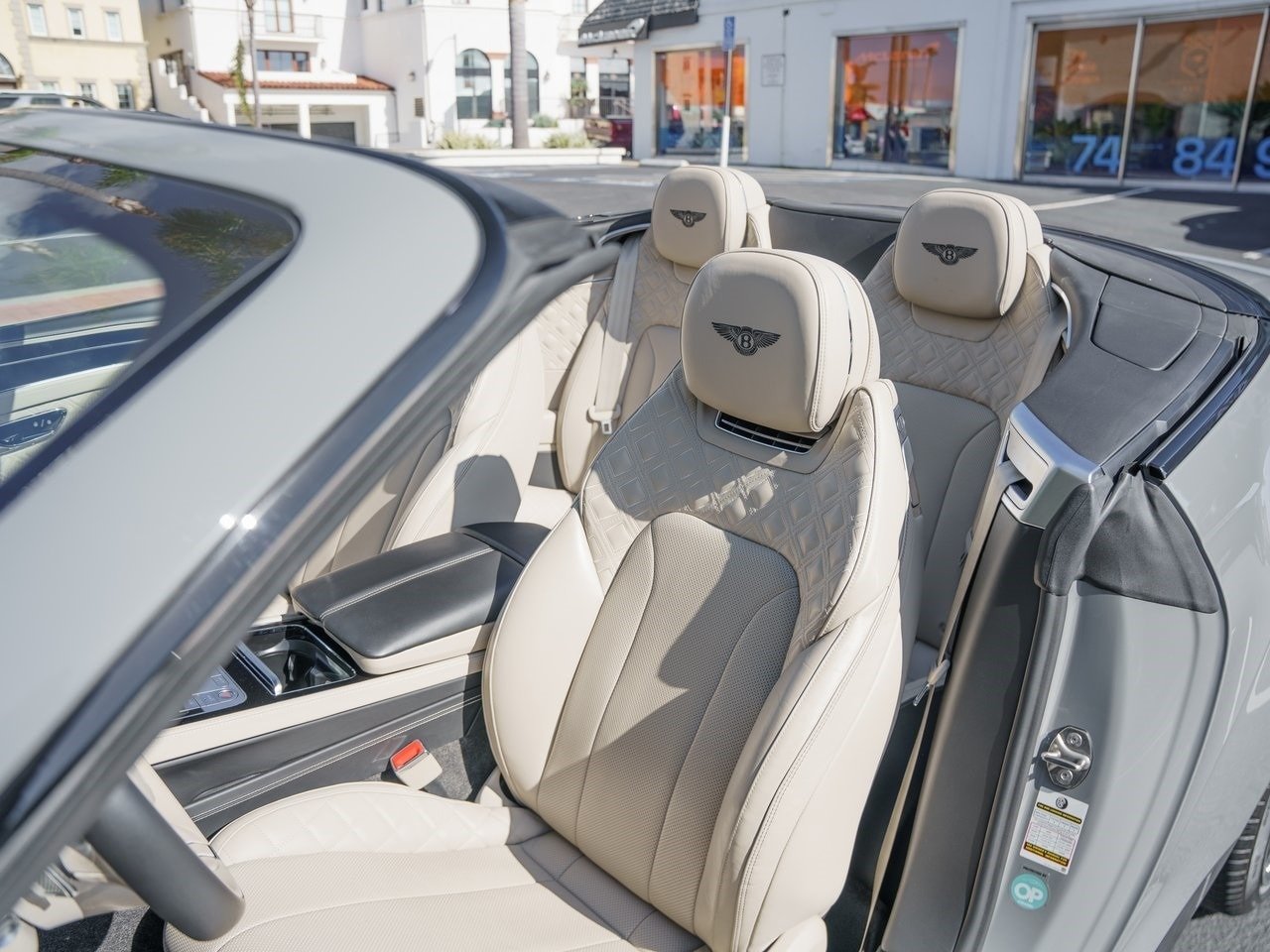 2022 Bentley GTC Cabriolet For Sale (28)