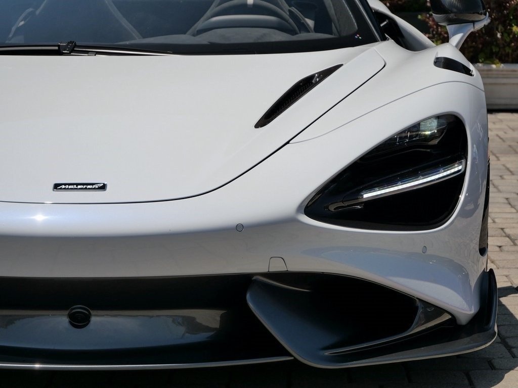 2022 McLaren 765LT For Sale (35)