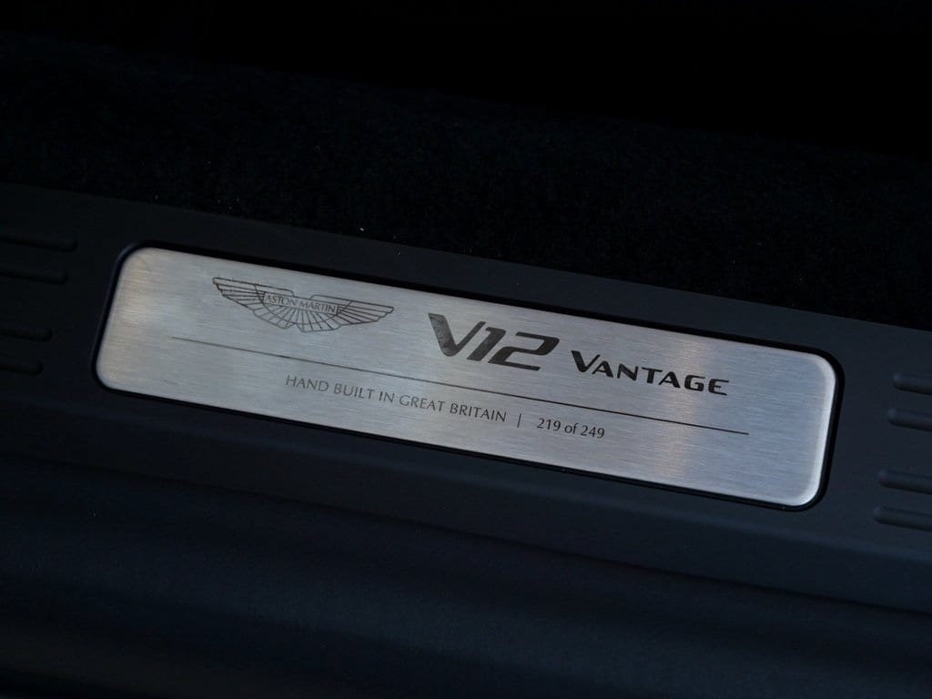 2023 Aston Martin Vantage Roadster V12 For Sale (10)