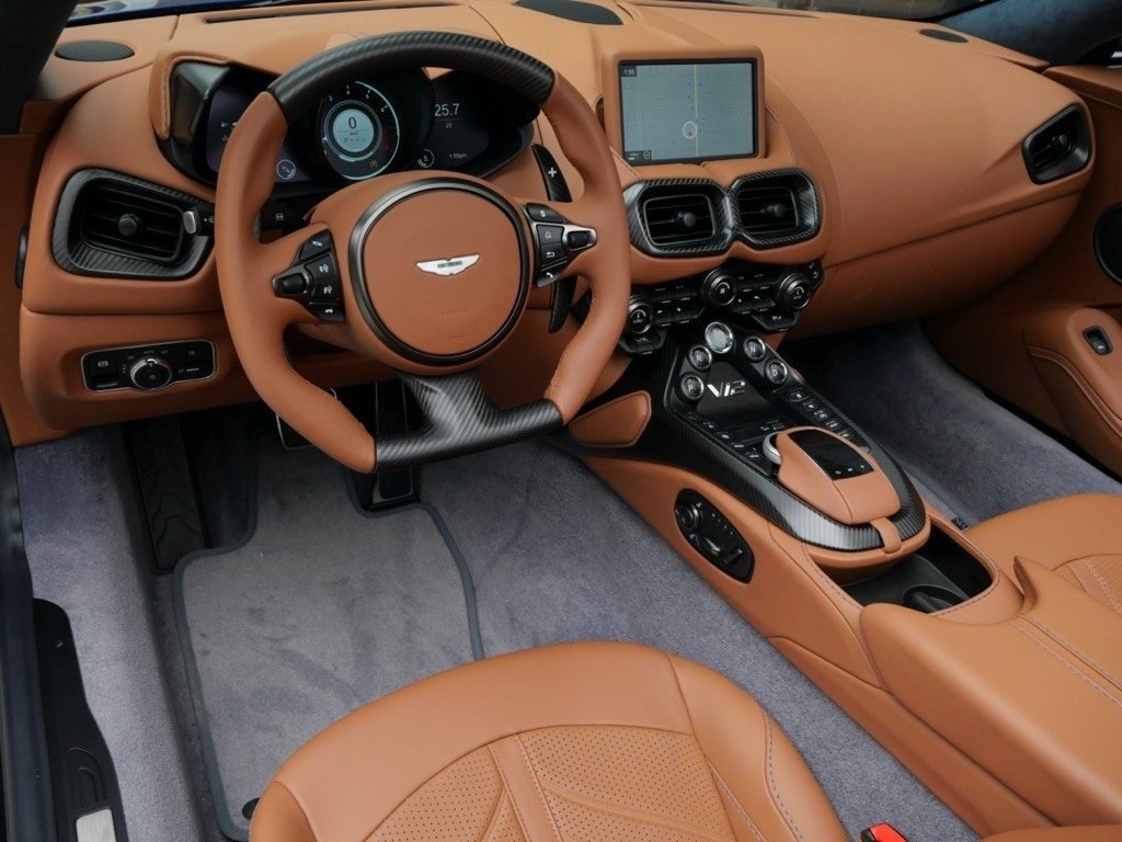 2023 Aston Martin Vantage V12 Roadster (11)