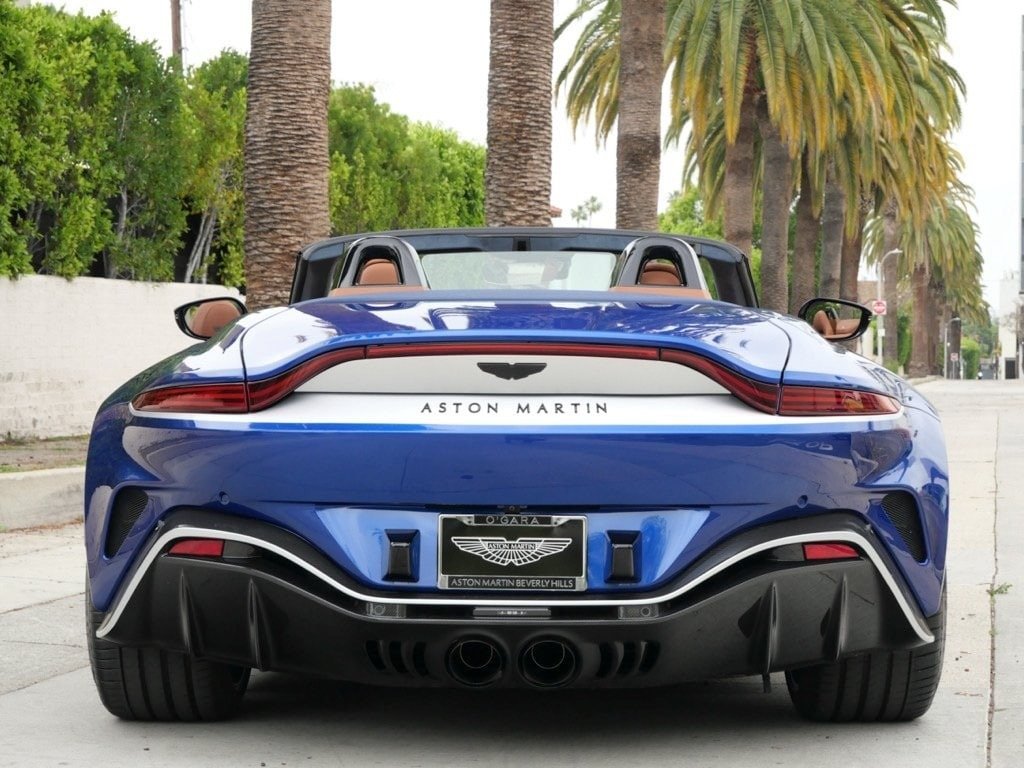 2023 Aston Martin Vantage V12 Roadster (13)