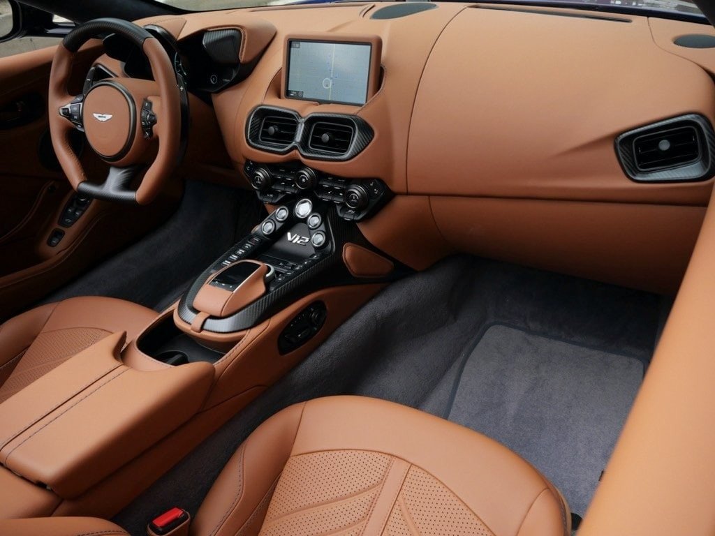 2023 Aston Martin Vantage V12 Roadster (33)