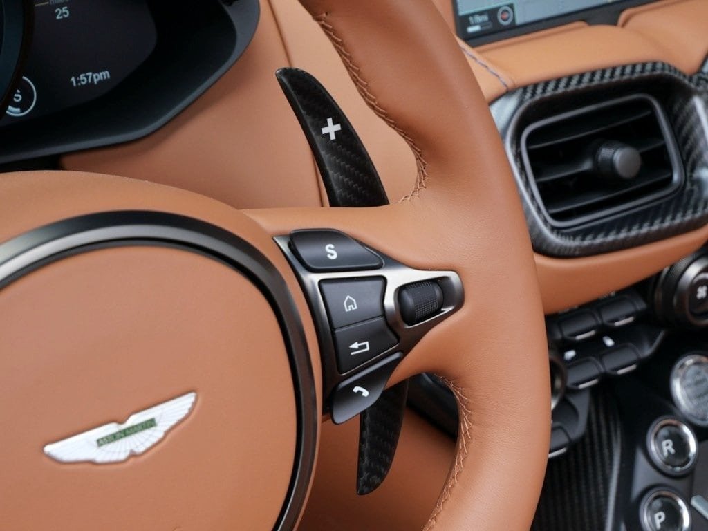 2023 Aston Martin Vantage V12 Roadster (6)