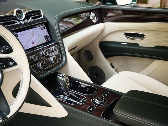 2023 Bentley Bentayga EWB Azure First Edition (19)