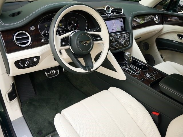 2023 Bentley Bentayga EWB Azure First Edition (20)