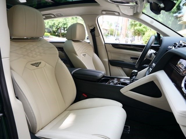 2023 Bentley Bentayga EWB Azure First Edition (7)