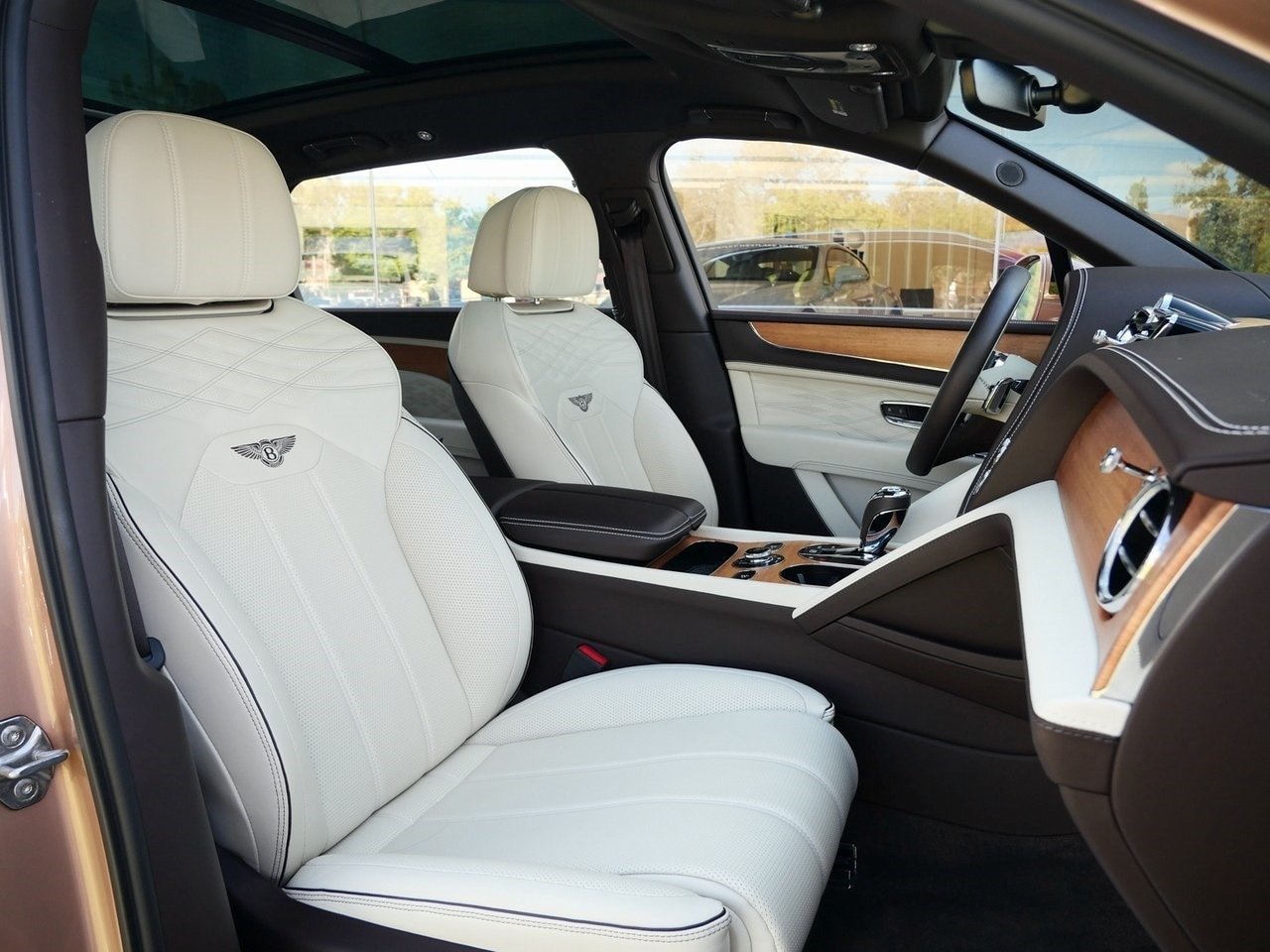 2023 Bentley Bentayga EWB Azure For Sale (10)