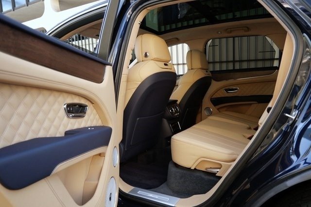 2023 Bentley Bentayga SUV For Sale (16)