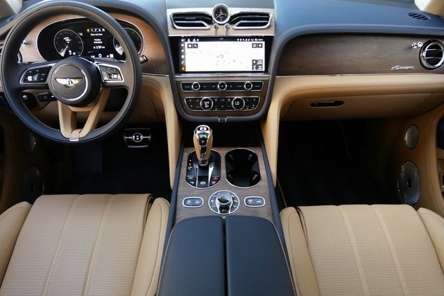 2023 Bentley Bentayga SUV For Sale (2)