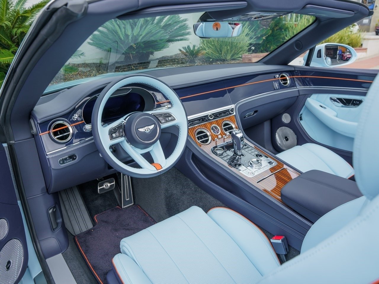 2023 Bentley GTC Azure Sun and Surf Collection (17)