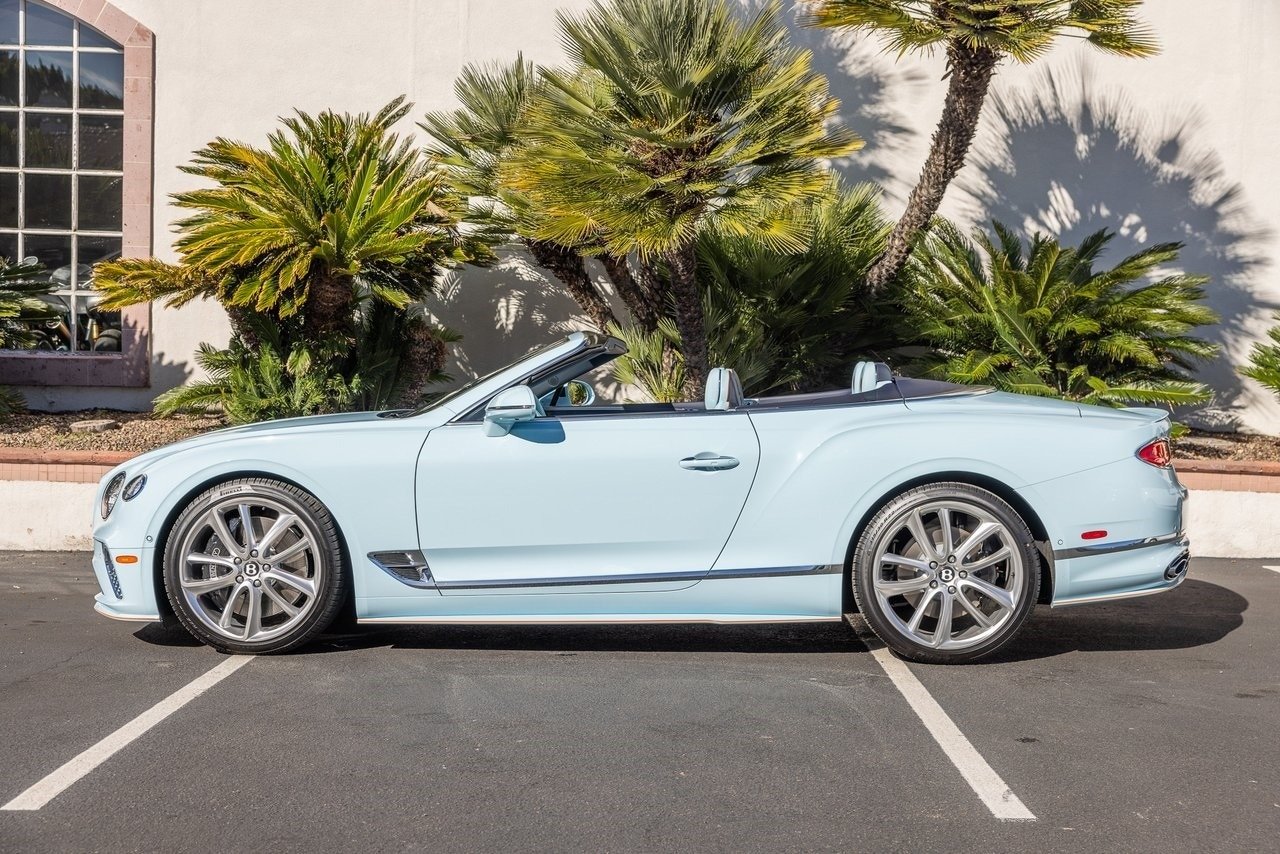 2023 Bentley GTC Azure Sun and Surf Collection (3)