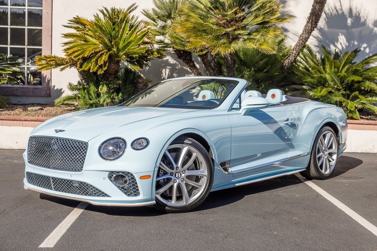 2023 Bentley GTC Azure Sun and Surf Collection (4)