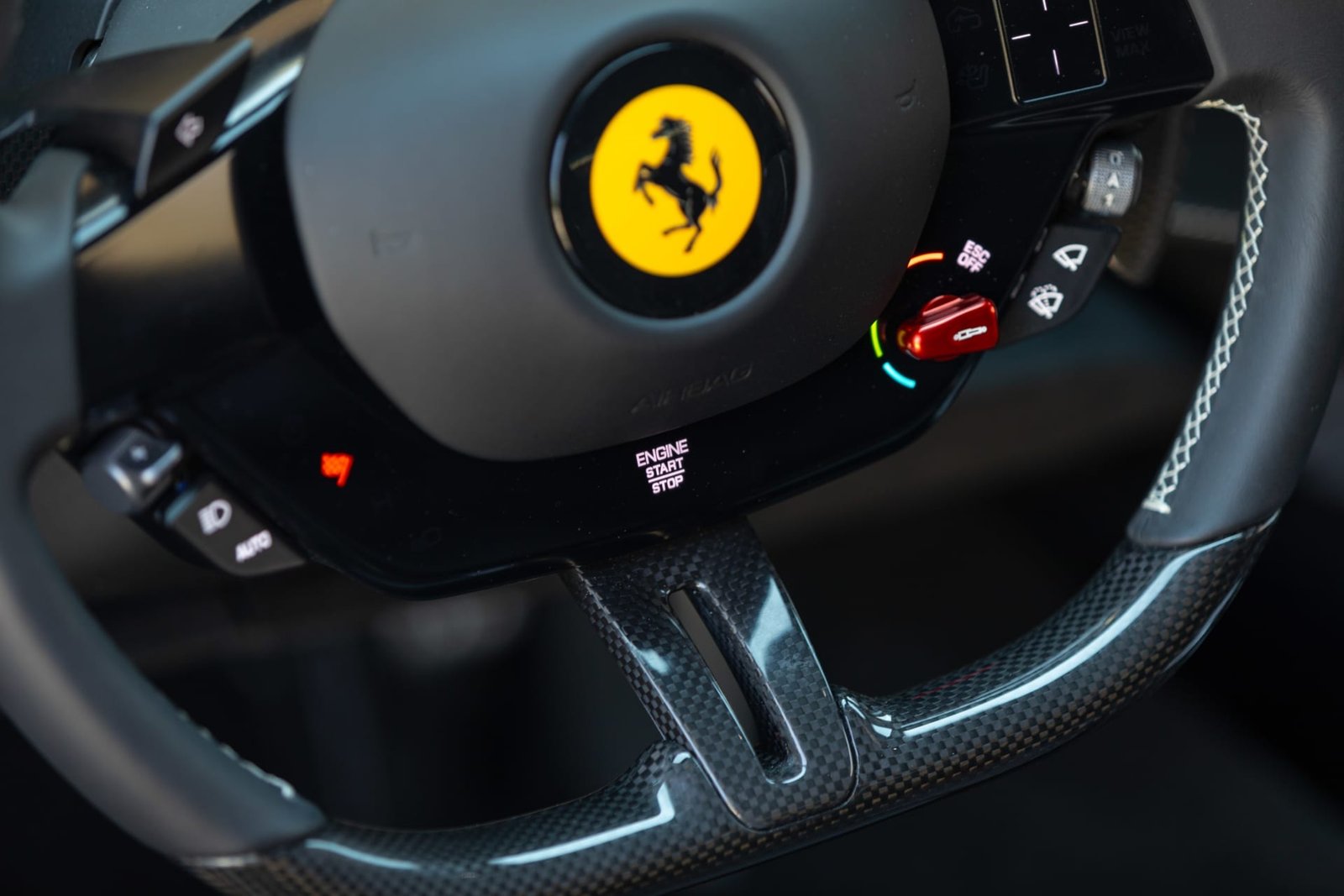 2023 Ferrari SF90 Stradale For Sale (16)