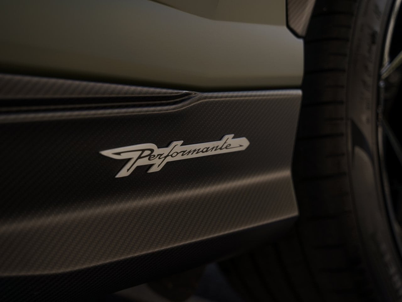 2023 Lamborghini Urus Performante SUV (8)