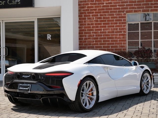 2023 McLaren Artura For Sale (41)