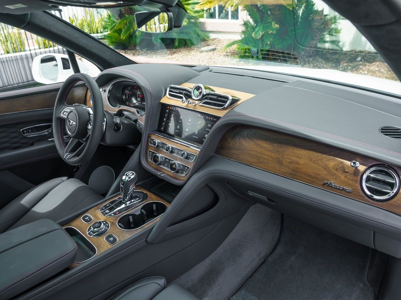 2024 Bentley Bentayga Azure For Sale (44)