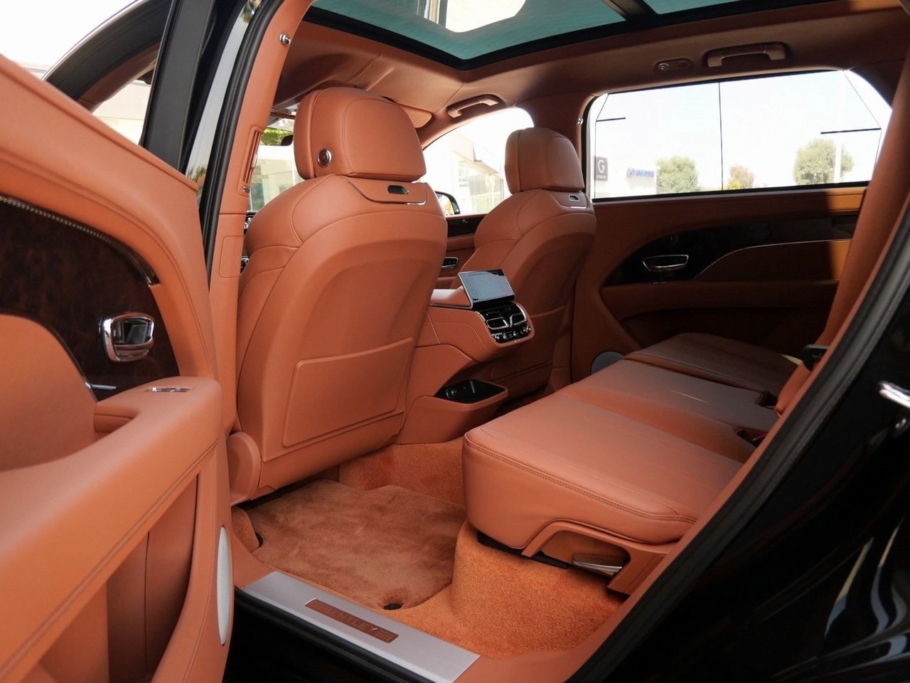 2024 Bentley Bentayga EWB SUV For Sale (13)
