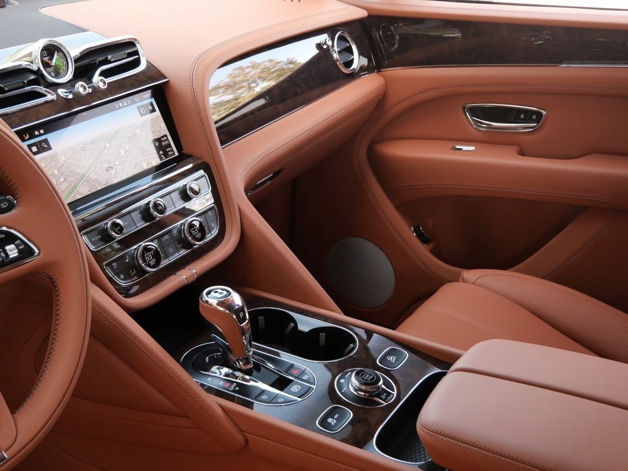 2024 Bentley Bentayga EWB SUV For Sale (17)