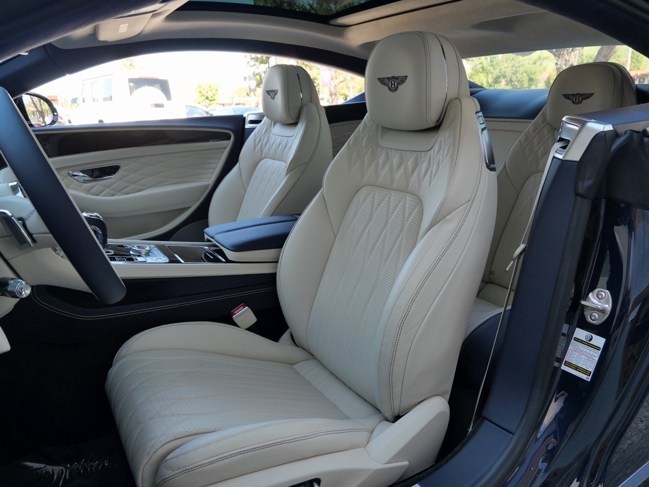 2024 Bentley GT Azure Coupe For Sale (16)