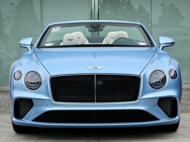 2024 Bentley GTC V8 Convertible For Sale (17)