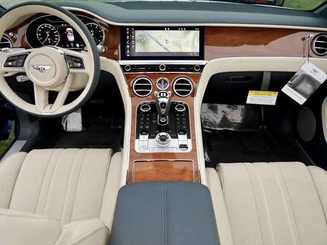 2024 Bentley GTC V8 Convertible For Sale (20)