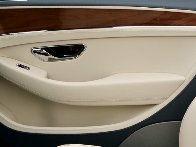 2024 Bentley GTC V8 Convertible For Sale (9)